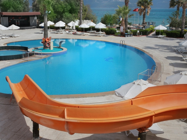 The Holiday Resort